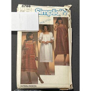 Simplicity 6788 Small / Petite Sewing Pattern Float Dress Cottagecore VTG 1980s
